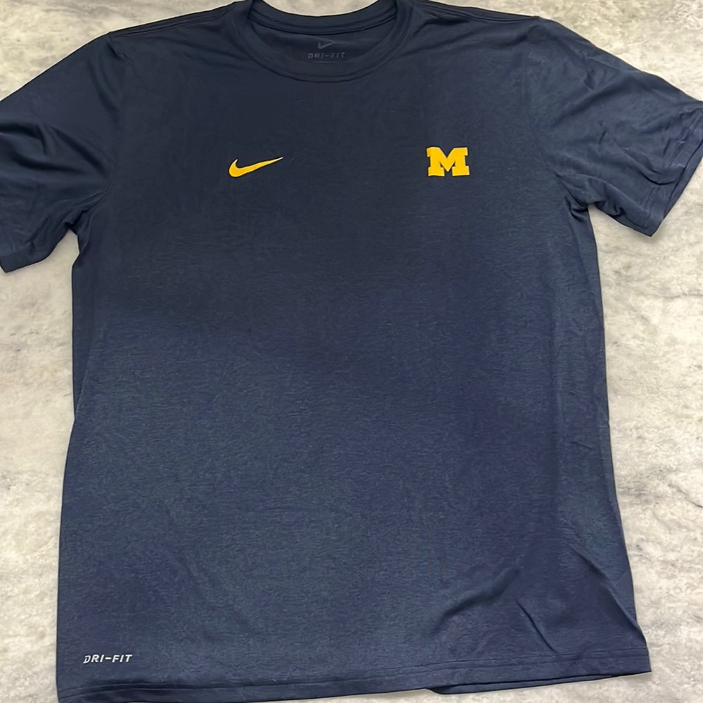 NWOT Nike Dri-Fit Michigan navy t-shirt, size medium
